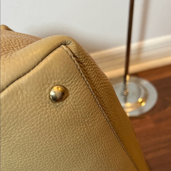 3096 Gucci Beige Leather Tote Bag - Picture 12 of 16